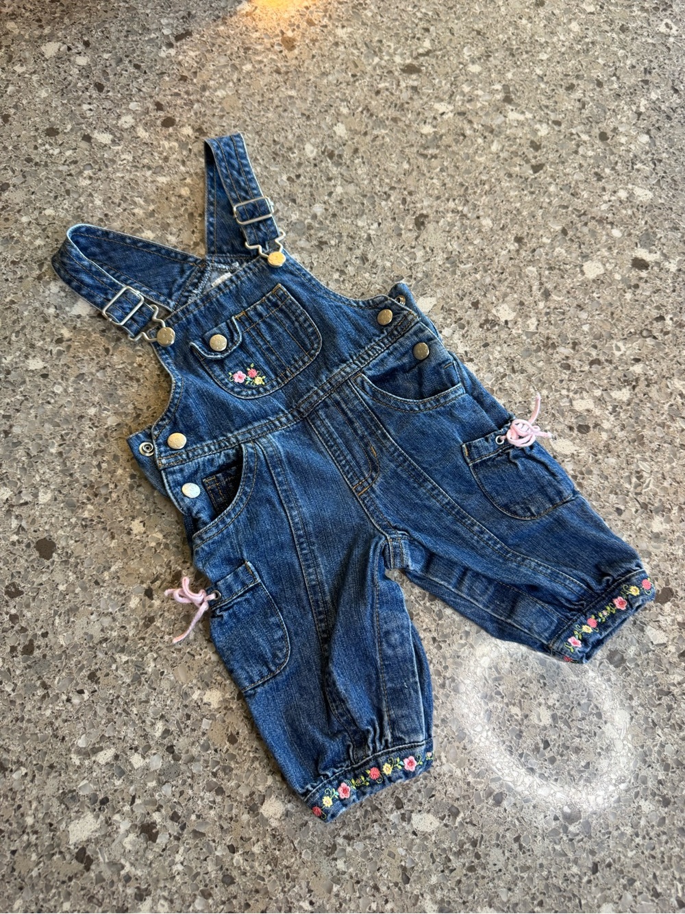 Vintage Carter’s Baby Girl 3M Floral Embroidered Denim Overalls